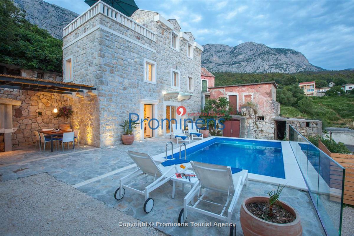 Ferienhaus Dolce Vita mit Pool in Tučepi 