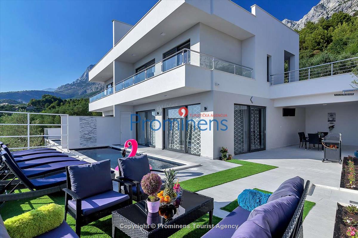 Villa Nera mit Pool in Makarska ruhige Lage drei Schlafzimmer Meerblick, Familienurlaub 