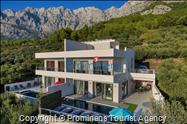 Villa Nera mit Pool in Makarska ruhige Lage drei Schlafzimmer Meerblick, Familienurlaub 