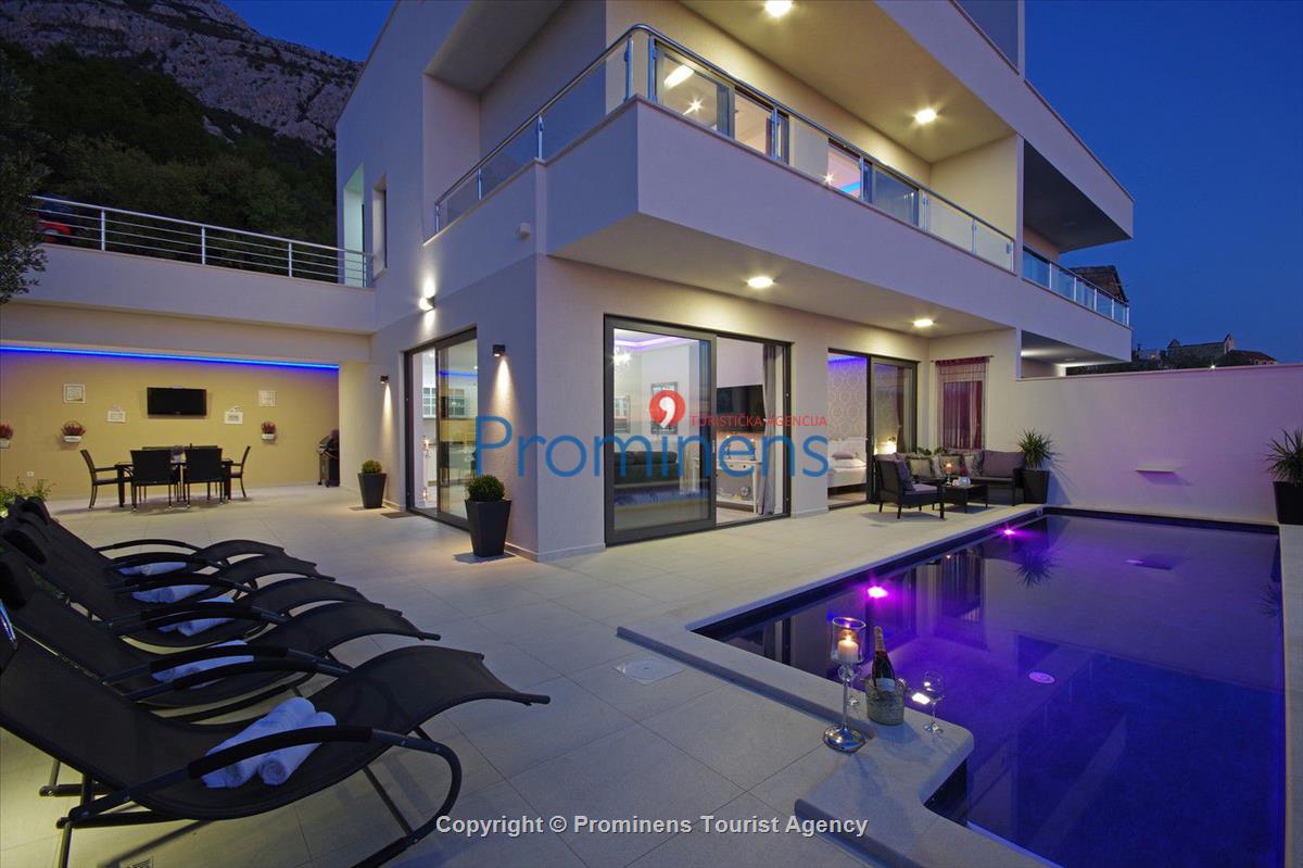 Makarska Villa Anja mit beheiztem Pool und Meerblick - Drei Schlafzimmer, der perfekte Familienurlaub