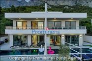 Villa Anja with Heated Pool and Sea Views in Makarska