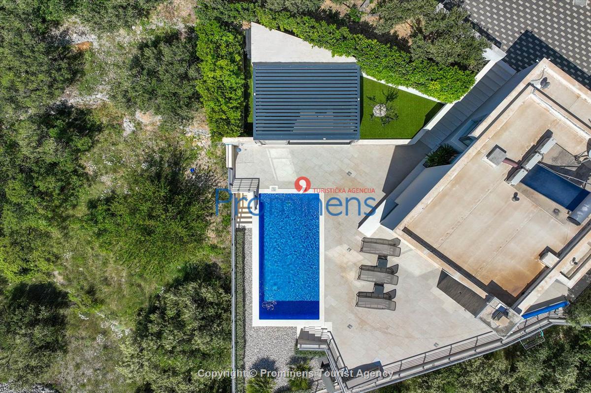 Ferienhaus Villa Oscar in Makarska mit beheiztem Pool Terrasse und Meerblick- ruhiger Familienurlaub