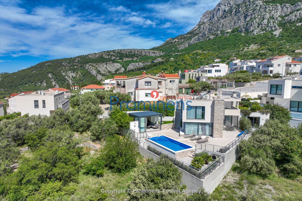 Ferienhaus Villa Oscar in Makarska mit beheiztem Pool Terrasse und Meerblick- ruhiger Familienurlaub