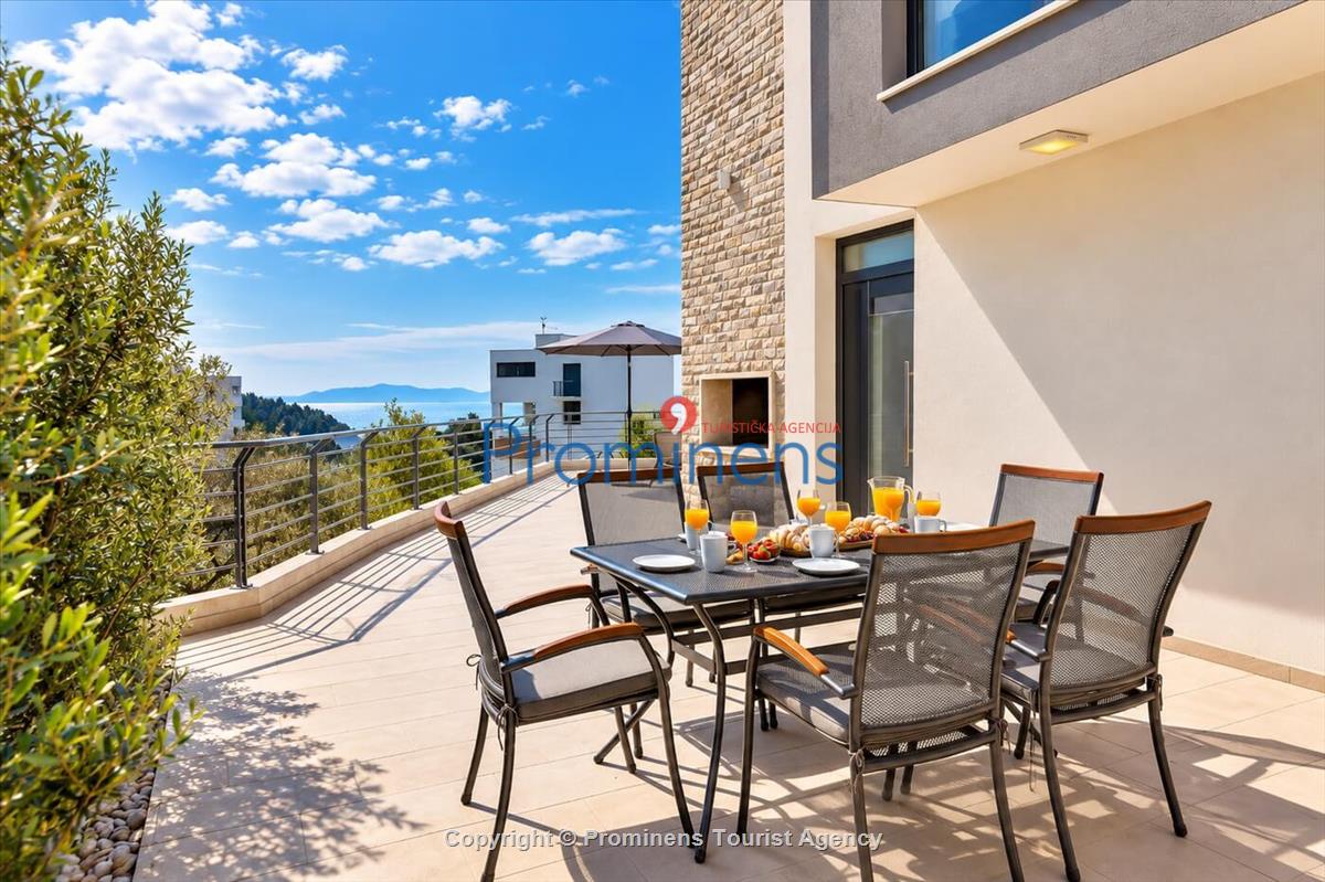Villa Oscar Makarska – bazen, whirlpool, jacuzzi, pogled na more, 6 osoba