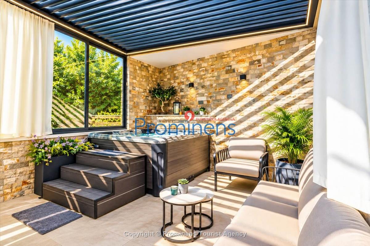 Villa Oscar Makarska – bazen, whirlpool, jacuzzi, pogled na more, 6 osoba