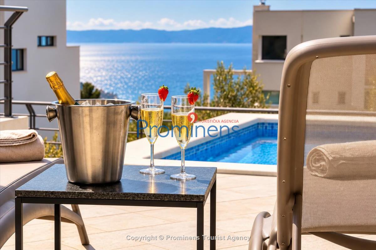 Villa Oscar Makarska – bazen, whirlpool, jacuzzi, pogled na more, 6 osoba