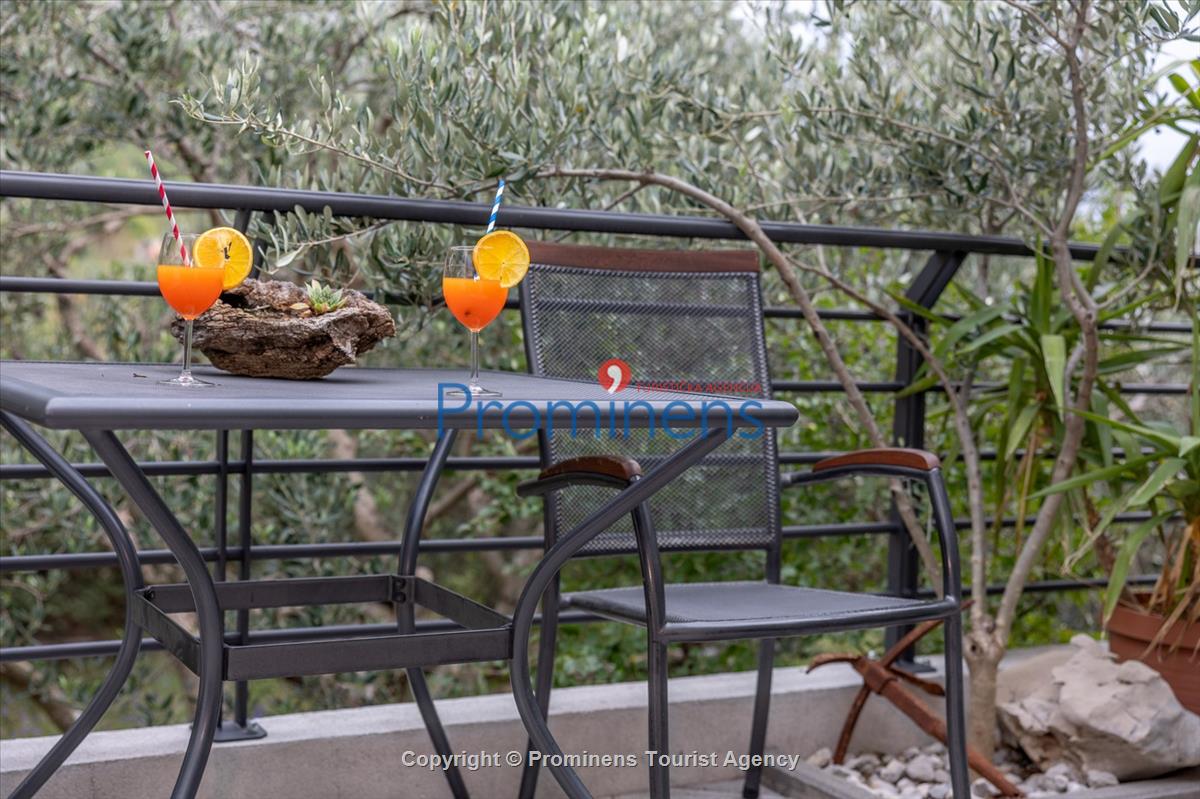 Villa Oscar s bazenom Makarska