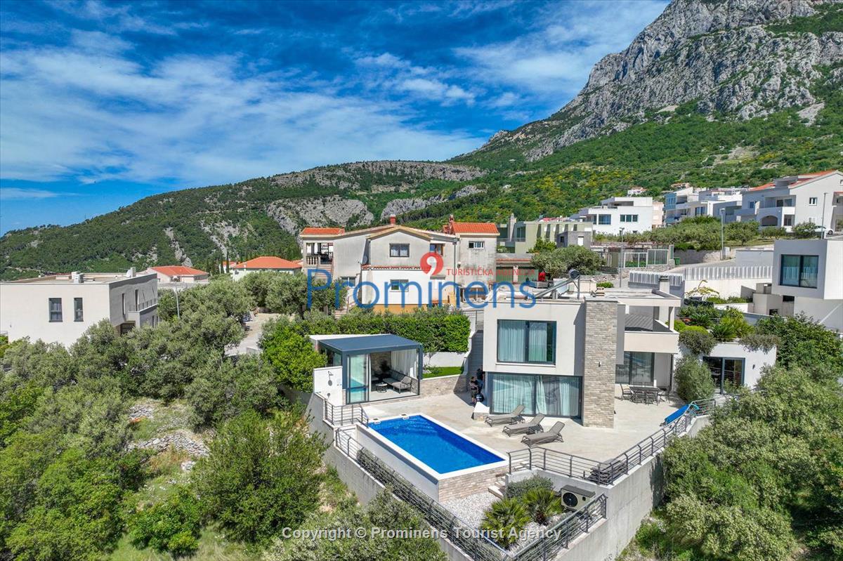 Ferienhaus Villa Oscar in Makarska mit beheiztem Pool Terrasse und Meerblick- ruhiger Familienurlaub