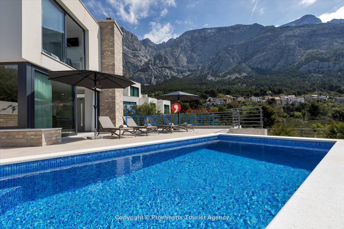 Ferienhaus Villa Oscar in Makarska mit beheiztem Pool Terrasse und Meerblick- ruhiger Familienurlaub