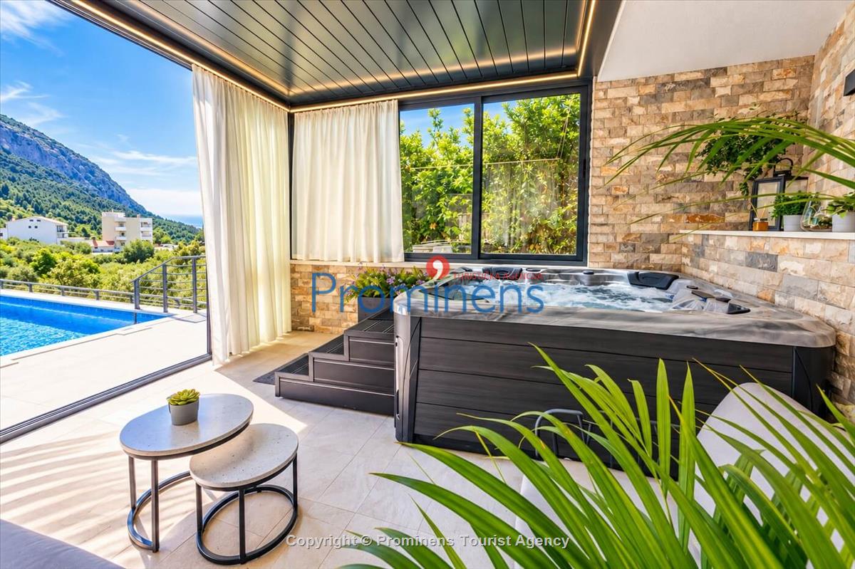 Villa Oscar Makarska – bazen, whirlpool, jacuzzi, pogled na more, 6 osoba