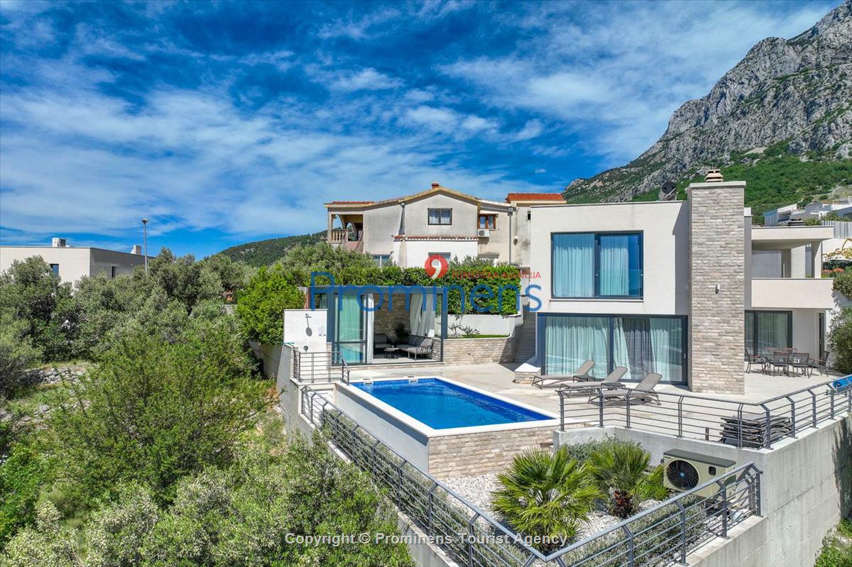 Ferienhaus Villa Oscar in Makarska mit beheiztem Pool Terrasse und Meerblick- ruhiger Familienurlaub