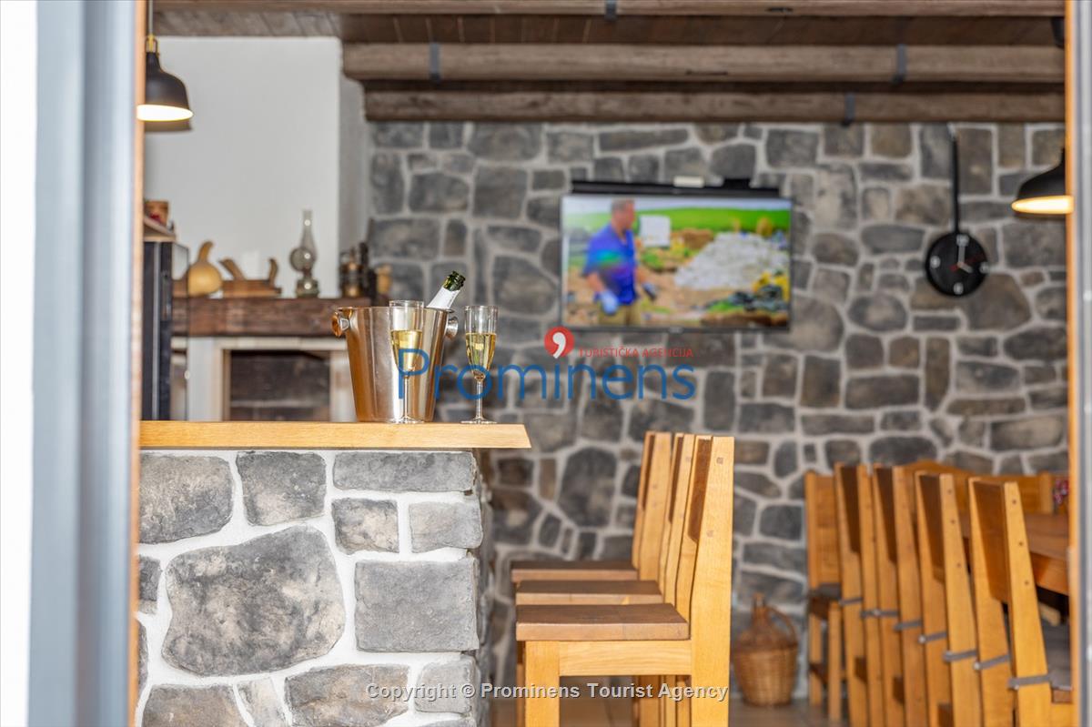 Villa Oscar s bazenom Makarska
