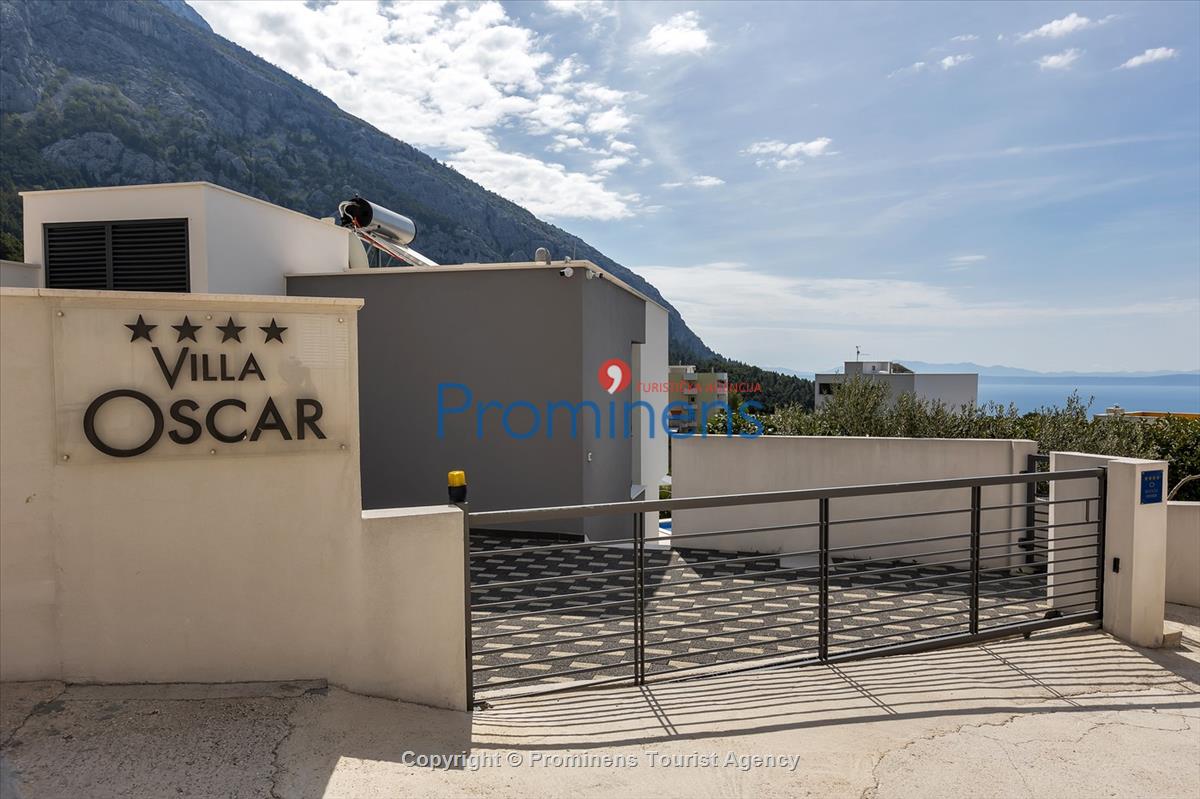 Ferienhaus Villa Oscar in Makarska mit beheiztem Pool Terrasse und Meerblick- ruhiger Familienurlaub