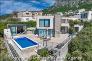 Ferienhaus Villa Oscar in Makarska mit beheiztem Pool Terrasse und Meerblick- ruhiger Familienurlaub