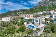 Ferienhaus Villa Oscar in Makarska mit beheiztem Pool Terrasse und Meerblick- ruhiger Familienurlaub