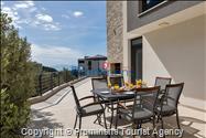 Ferienhaus Villa Oscar in Makarska mit beheiztem Pool Terrasse und Meerblick- ruhiger Familienurlaub