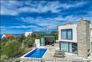 Ferienhaus Villa Oscar in Makarska mit beheiztem Pool Terrasse und Meerblick- ruhiger Familienurlaub