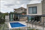 Villa Oscar s bazenom Makarska