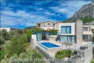 Ferienhaus Villa Oscar in Makarska mit beheiztem Pool Terrasse und Meerblick- ruhiger Familienurlaub