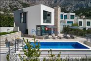 Ferienhaus Villa Oscar in Makarska mit beheiztem Pool Terrasse und Meerblick- ruhiger Familienurlaub