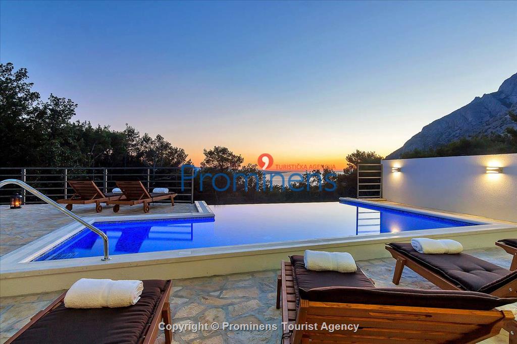 Ferienhaus Sergio mit beheiztem Pool bei Baška Voda an der Makarska Riviera mieten Familienurlaub in Dalmatien