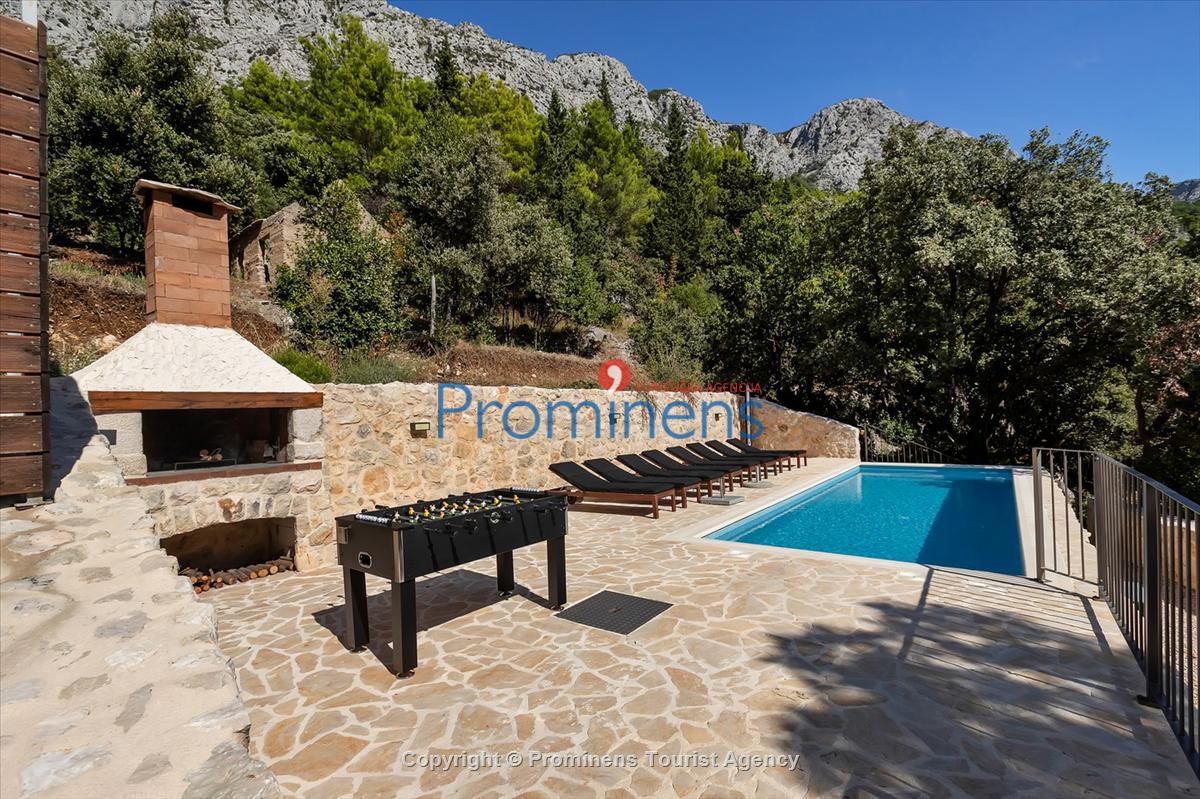 Ferienhaus Barbarella mit beheiztem Pool in Zaostrog - Makarska Riviera- vier Schlafzimmer 