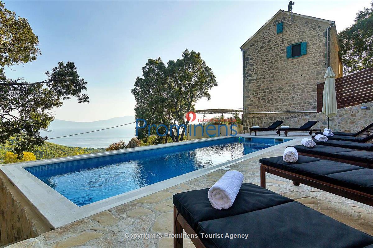 Ferienhaus Barbarella mit beheiztem Pool in Zaostrog - Makarska Riviera- vier Schlafzimmer 