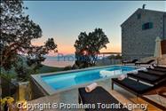 Ferienhaus Barbarella mit beheiztem Pool in Zaostrog - Makarska Riviera- vier Schlafzimmer 