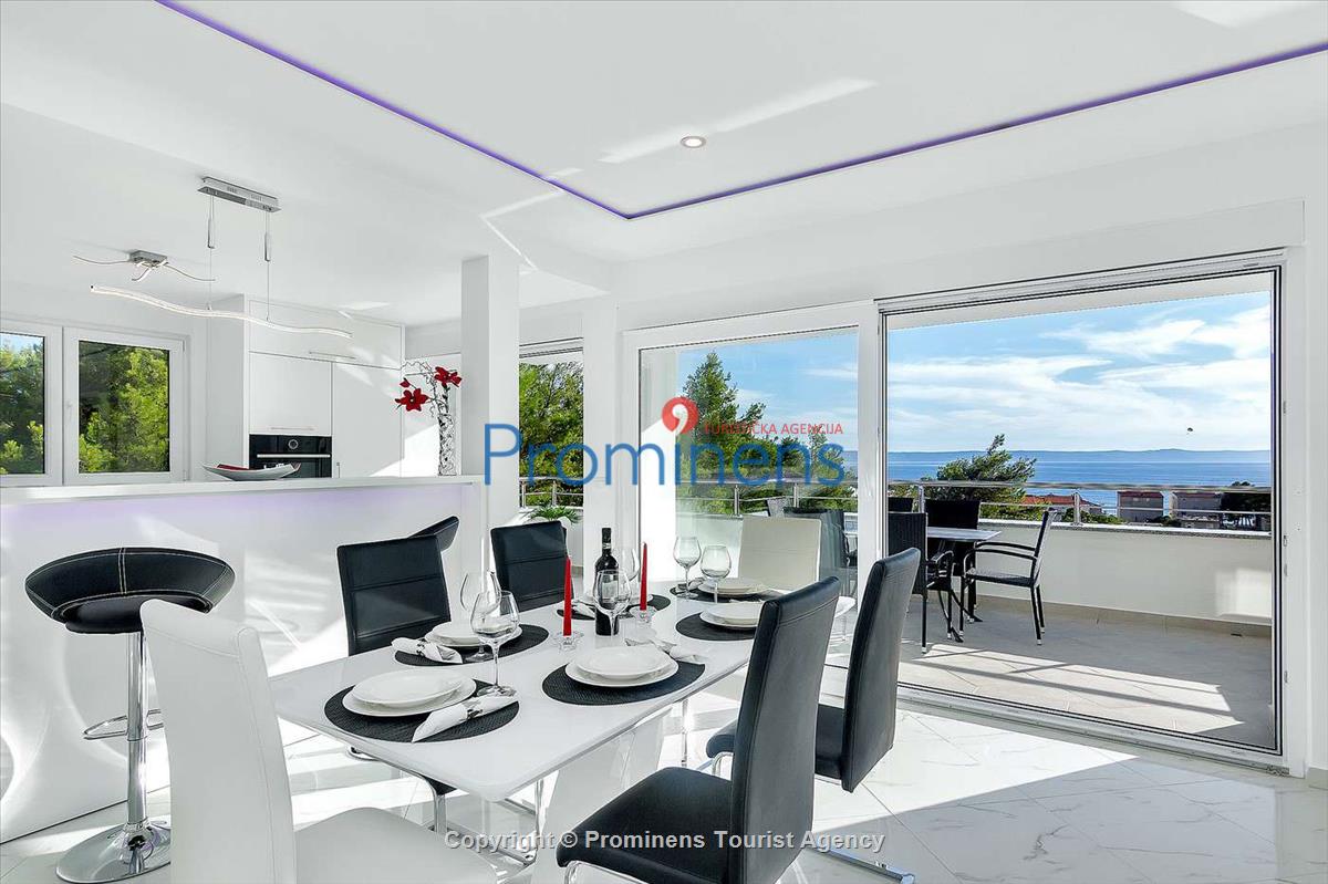 Penthouse Ferienwohnung mit Meerblick und drei Schlafzimmern in Makarska mieten