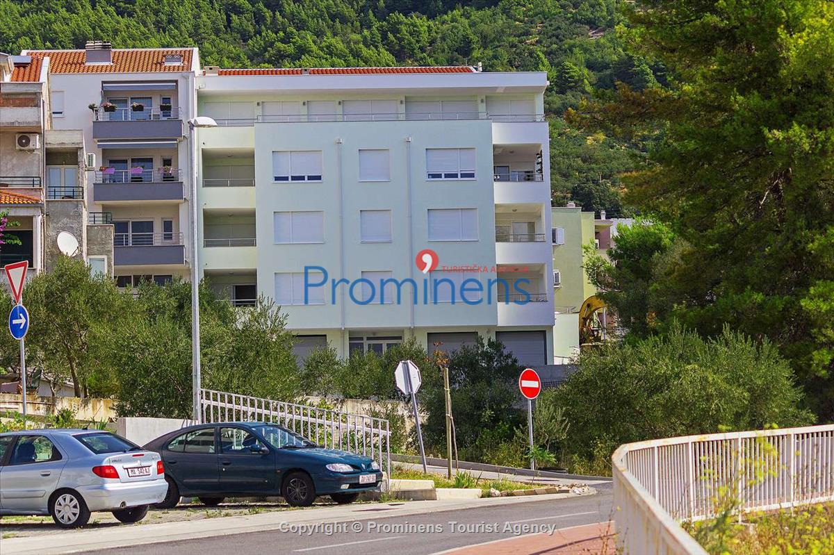 Penthouse Ferienwohnung mit Meerblick und drei Schlafzimmern in Makarska mieten