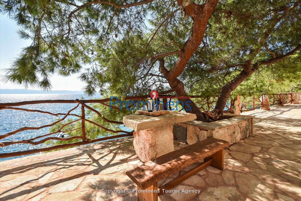 Secluded beachfront holiday home Rubin Hvar