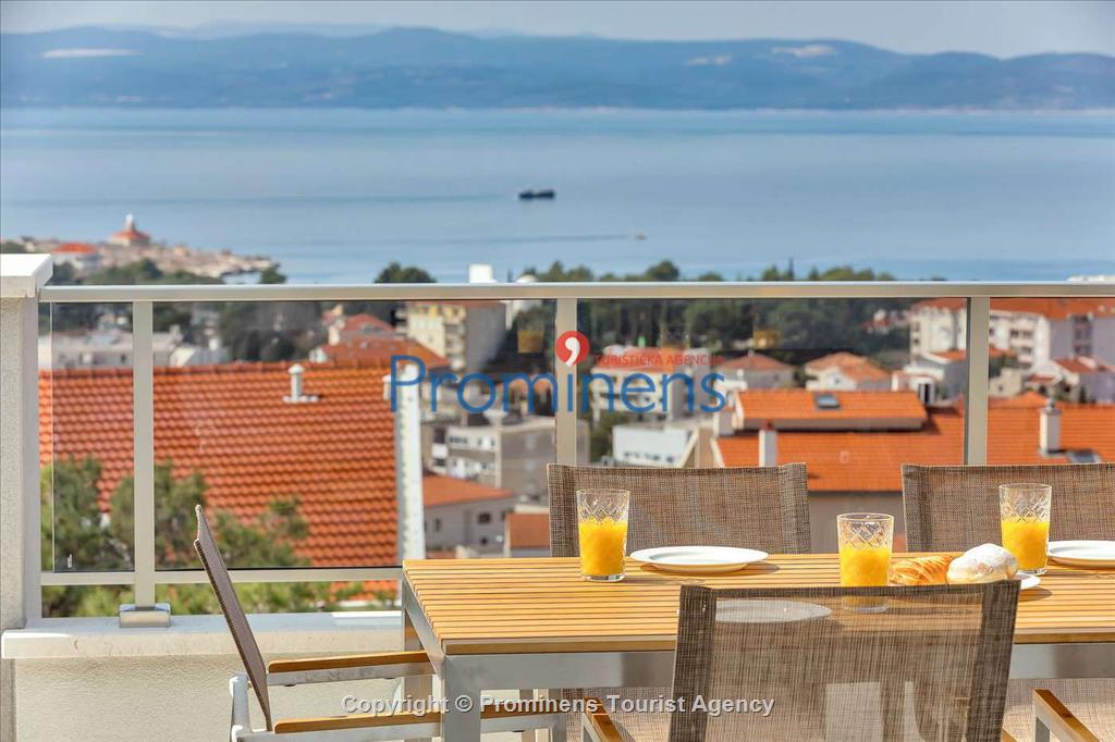 Luxus Penthouse City view oberhalb der Altstadt von Makarska mit Meerblick und erstklassiger Ausstattung