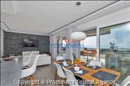 Luxus Penthouse City view oberhalb der Altstadt von Makarska mit Meerblick und erstklassiger Ausstattung