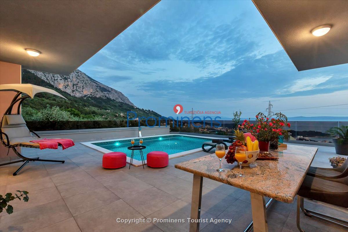 Luxus Ferienhaus Villa Astra mit beheiztem Pool und Meerblick in Makarska mieten