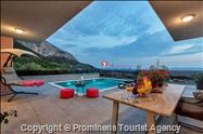 Luxus Ferienhaus Villa Astra mit beheiztem Pool und Meerblick in Makarska mieten