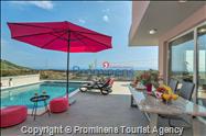Holiday home Villa Astra with pool Makarska