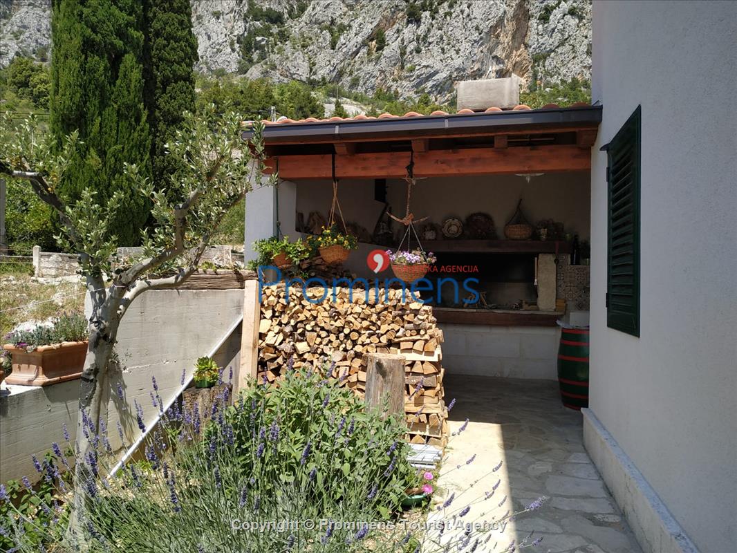 Holiday home Luka Makarska