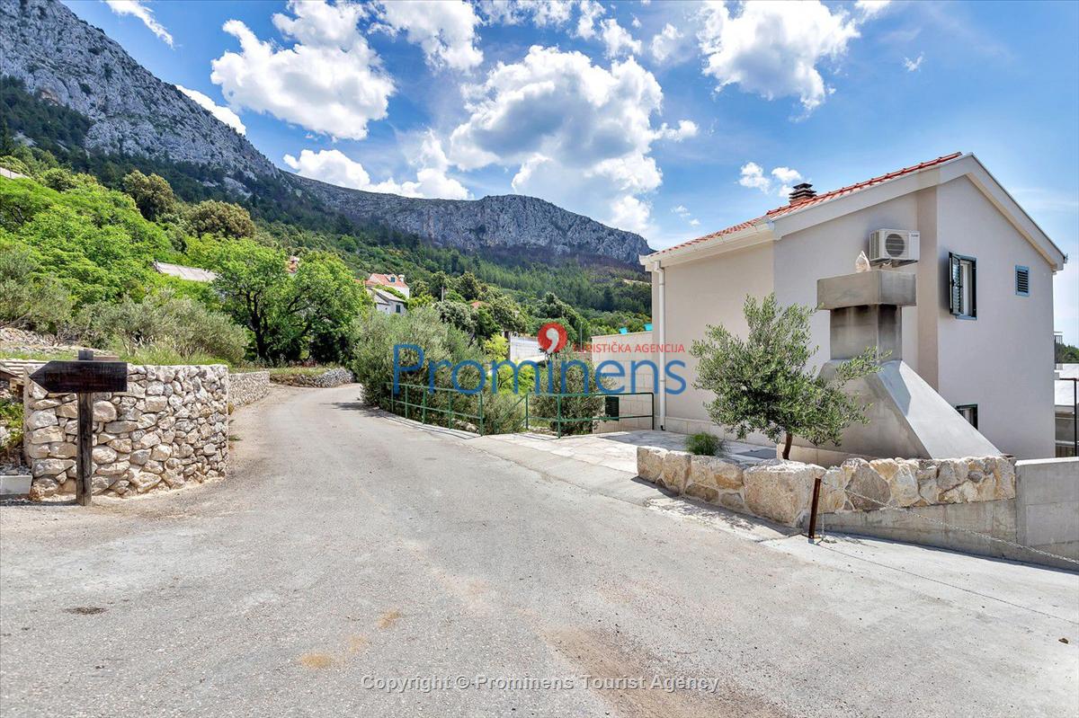 Holiday home Luka Makarska