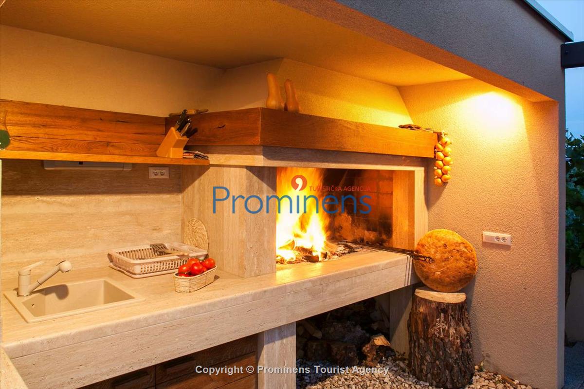 Villa Sanda mit Pool in Makarska mit Pool mieten