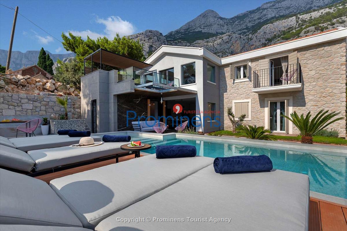 Kuća za odmor Villa DeLinda s bazenom Makarska