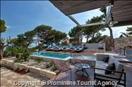 Holiday home Villa DeLinda with pool in Makarska