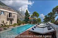 Erlebe den ultimativen Luxusurlaub in Kroatien - Miete die Villa DeLinda in Makarska mit Infinity-Pool  und einen atemberaubenden Blick auf das Meer