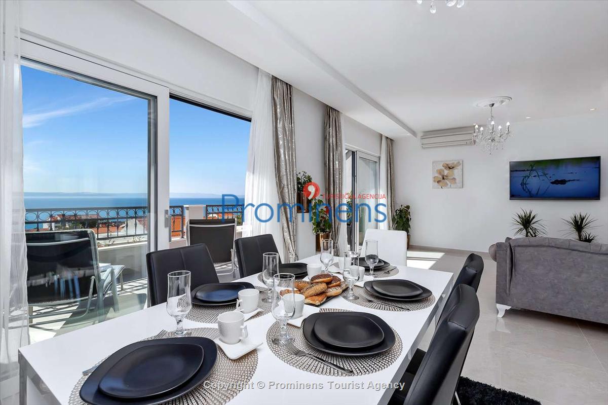 Ferienwohnung Nino in Makarska mit Meerblick - Modernes Apartment mit zwei Schlafzimmern