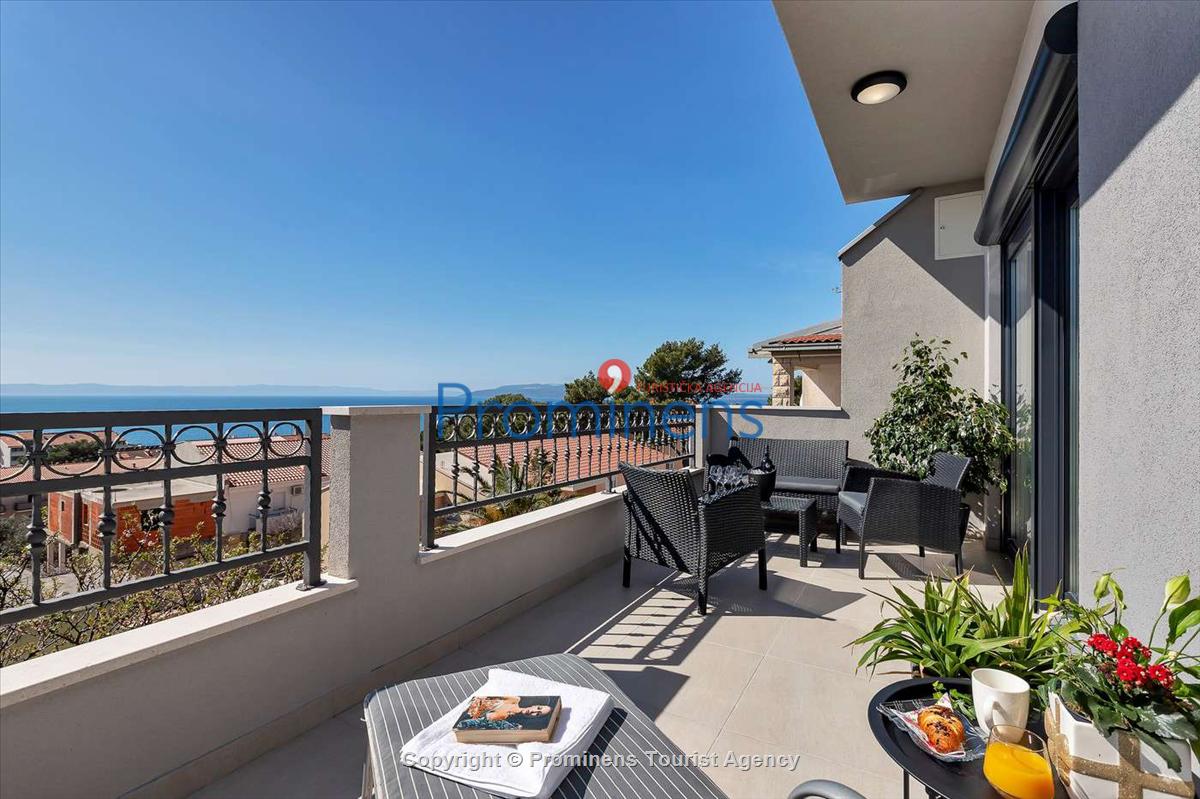 Ferienwohnung Nino in Makarska mit Meerblick - Modernes Apartment mit zwei Schlafzimmern