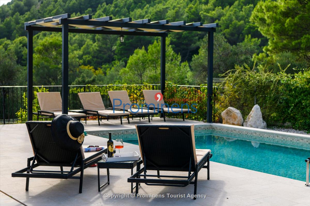 Modernes Ferienhaus Blue Stone mit beheiztem Pool in Zaostrog  Makarska Riviera,  Familienurlaub in Kroatien