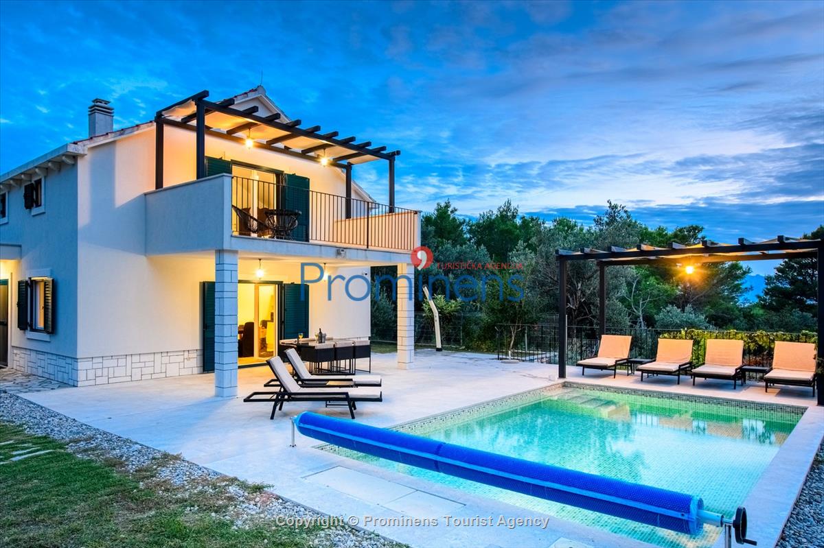 Modernes Ferienhaus Blue Stone mit beheiztem Pool in Zaostrog  Makarska Riviera,  Familienurlaub in Kroatien