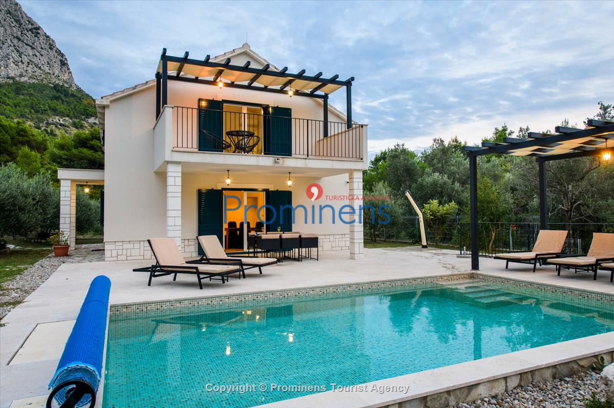 Modernes Ferienhaus Blue Stone mit beheiztem Pool in Zaostrog  Makarska Riviera,  Familienurlaub in Kroatien