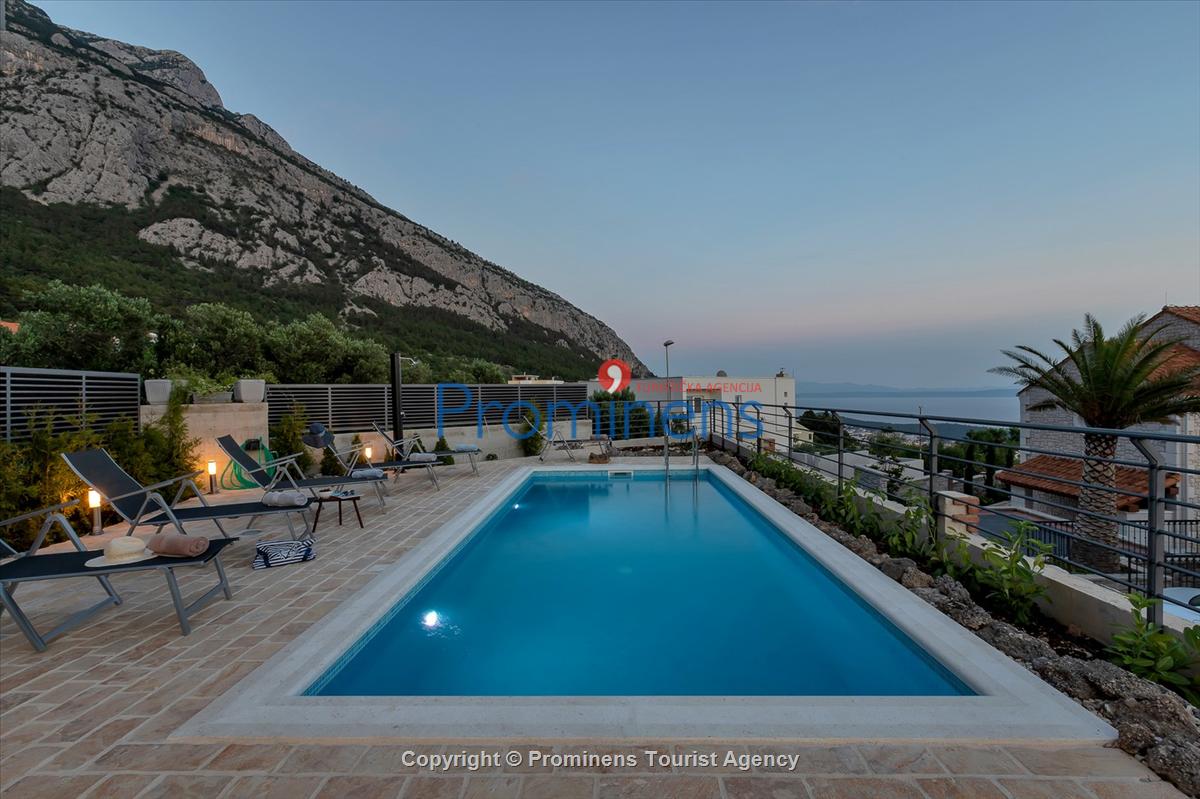 Holiday home Smart with pool Makarska