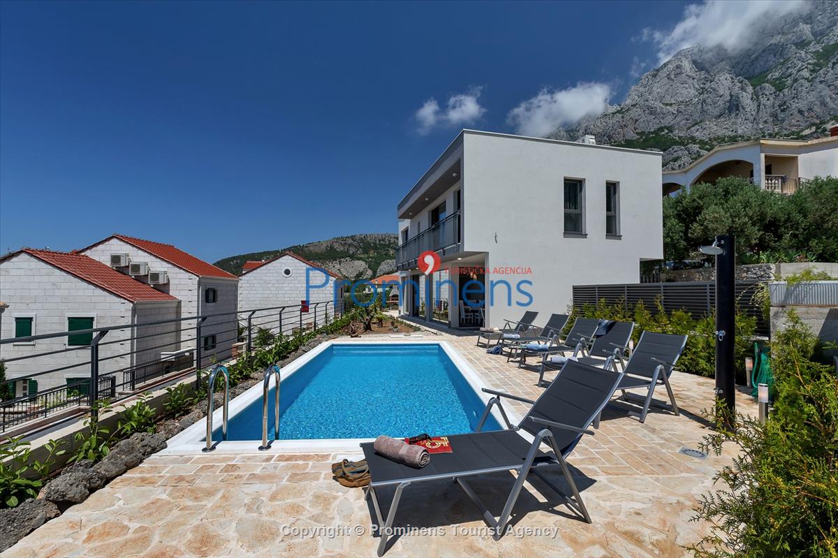 Holiday home Smart with pool Makarska