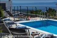 Holiday home Smart with pool Makarska